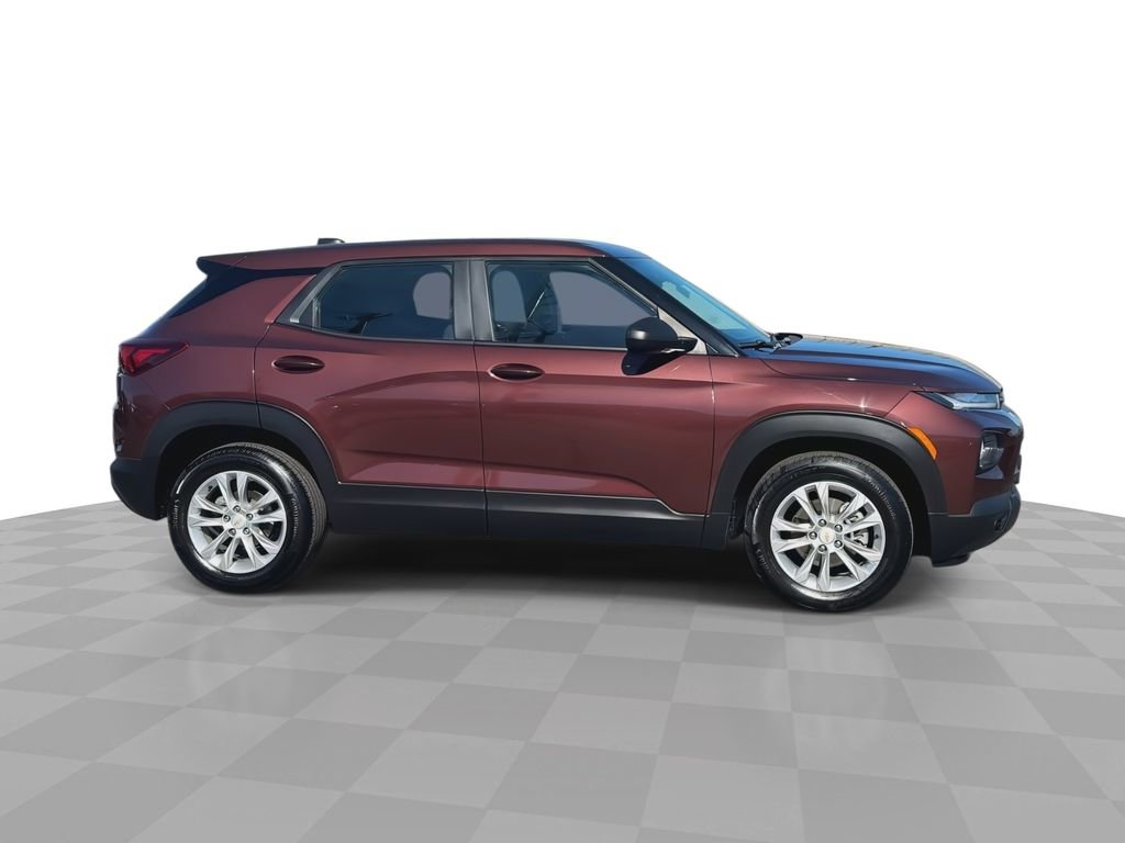 Used 2023 Chevrolet TrailBlazer LS image 10