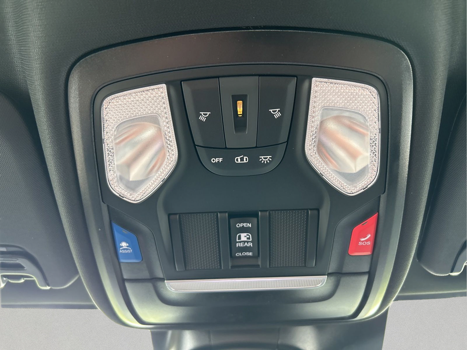 New 2026 RAM 3500 Tradesman AWD/4WD image 33