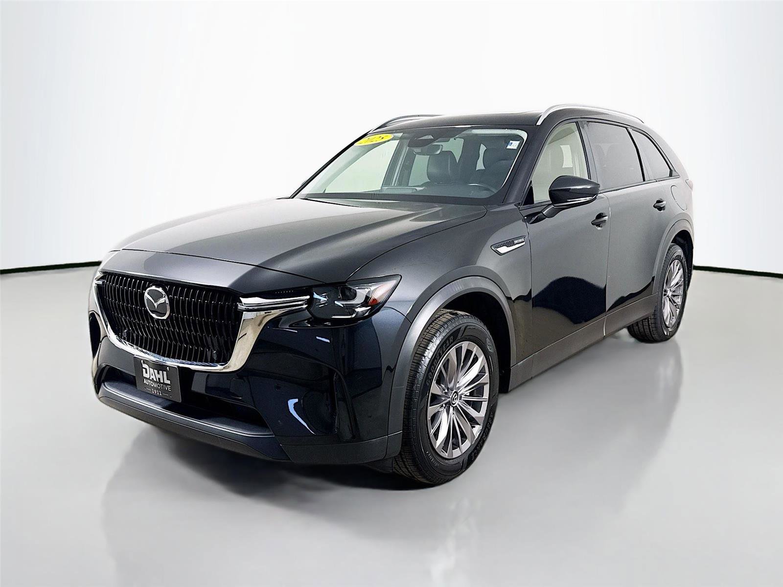 Used 2025 MAZDA CX-90 3.3 Turbo w/ Preferred Package AWD/4WD image 4