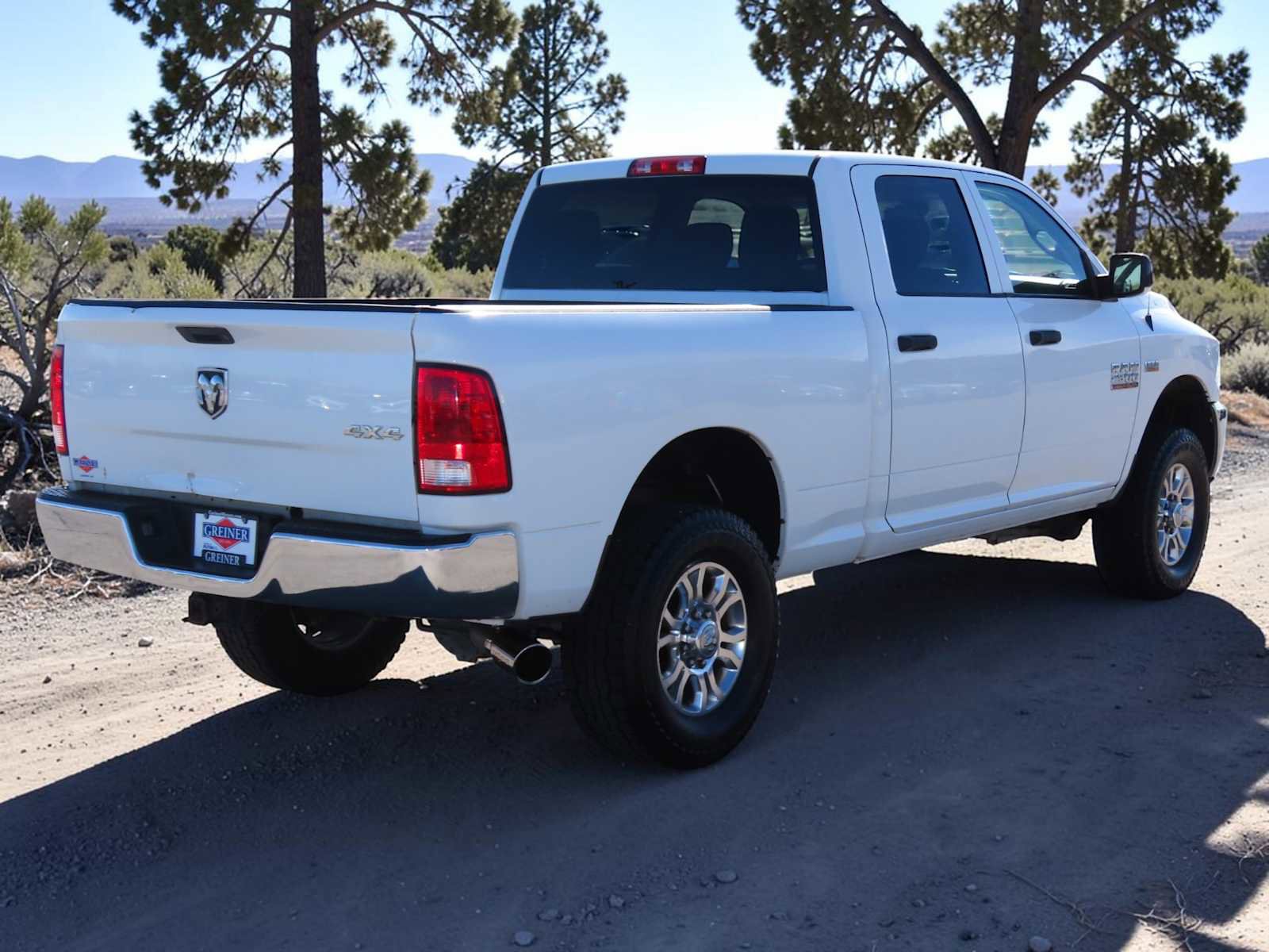 Used 2016 RAM 2500 Tradesman w/ Chrome Appearance Group AWD/4WD image 6