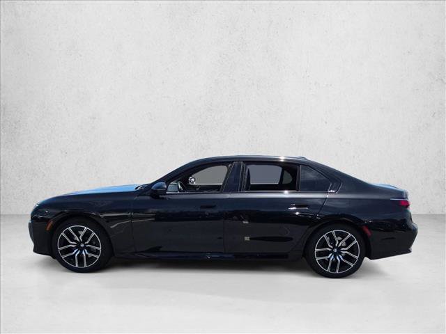 Used 2023 BMW 740i w/ Parking Assistance Package RWD image 9