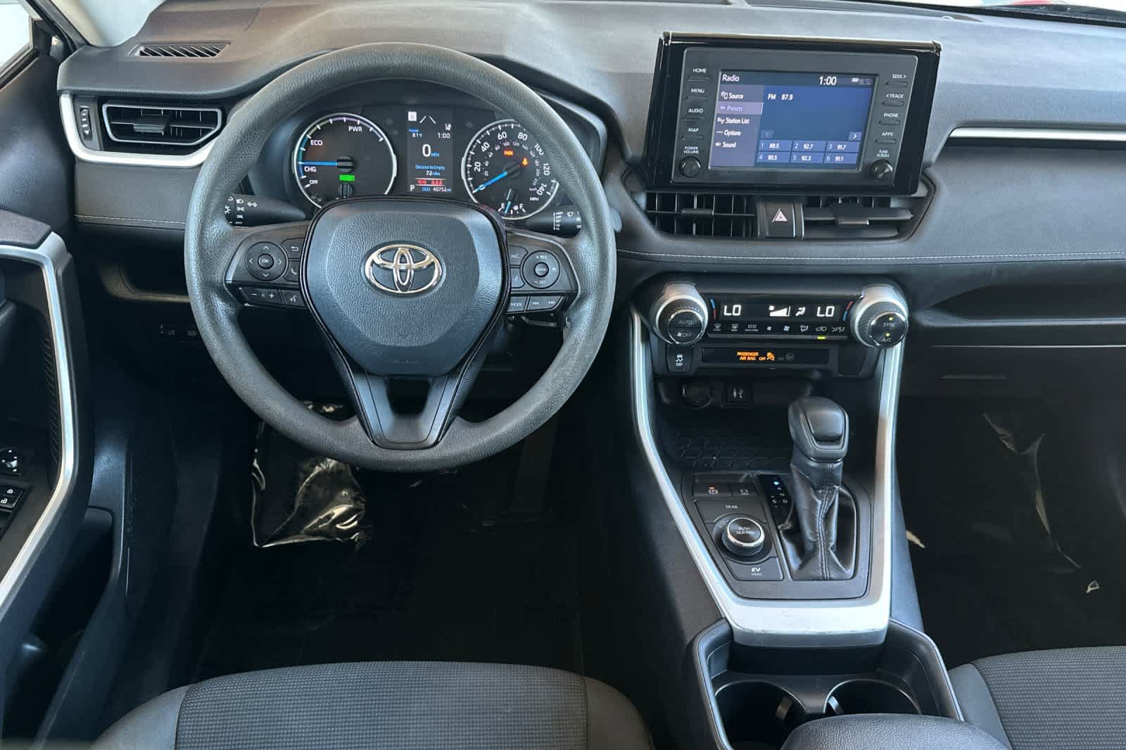 Used 2019 Toyota RAV4 LE AWD/4WD image 15