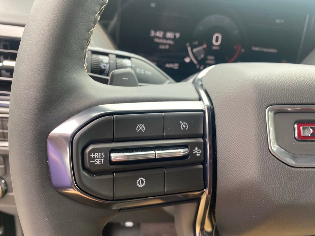 New 2026 GMC Yukon AT4 w/ AT4 Premium Package AWD/4WD image 29