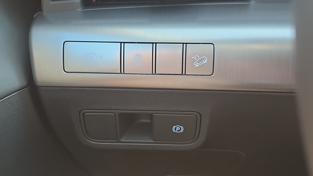 New 2026 Hyundai Kona SEL Premium AWD/4WD image 25