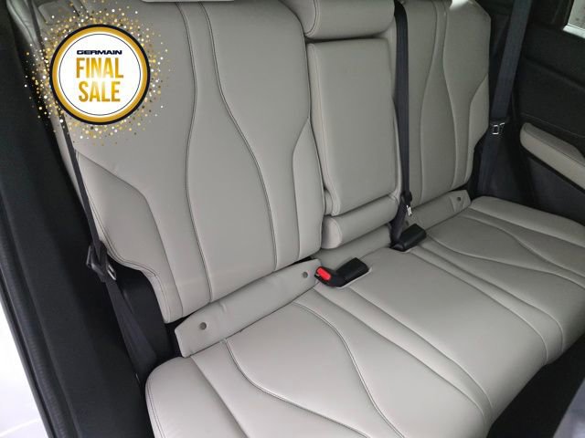 Used 2025 Acura RDX SH-AWD image 17