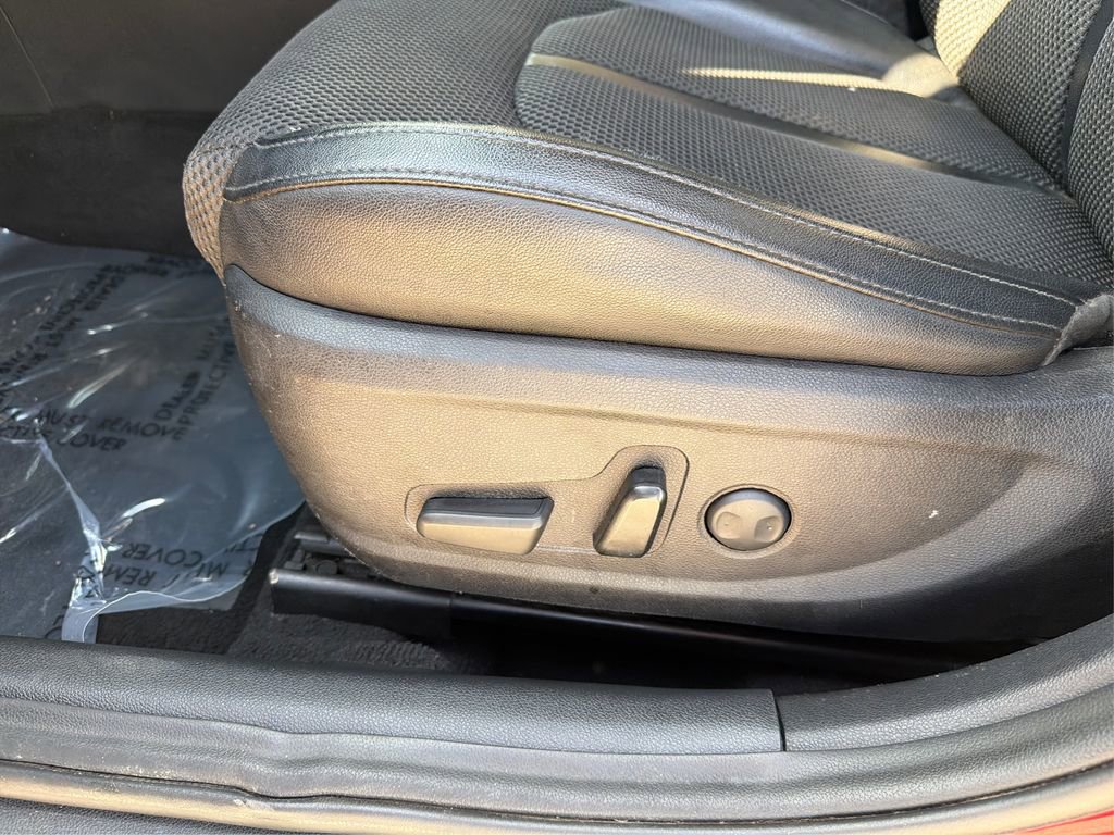 Used 2020 Kia Optima S image 19