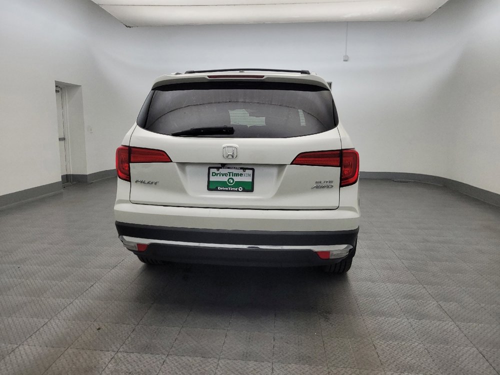 Used 2017 Honda Pilot Elite image 7