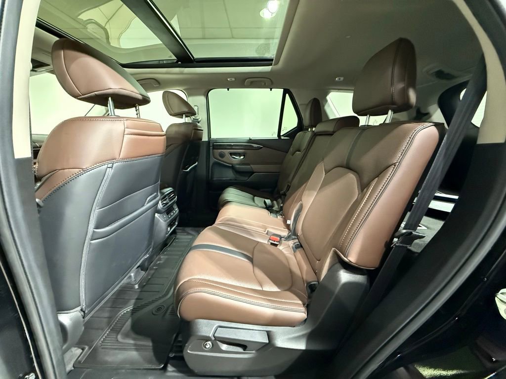Used 2025 Honda Pilot Elite image 20