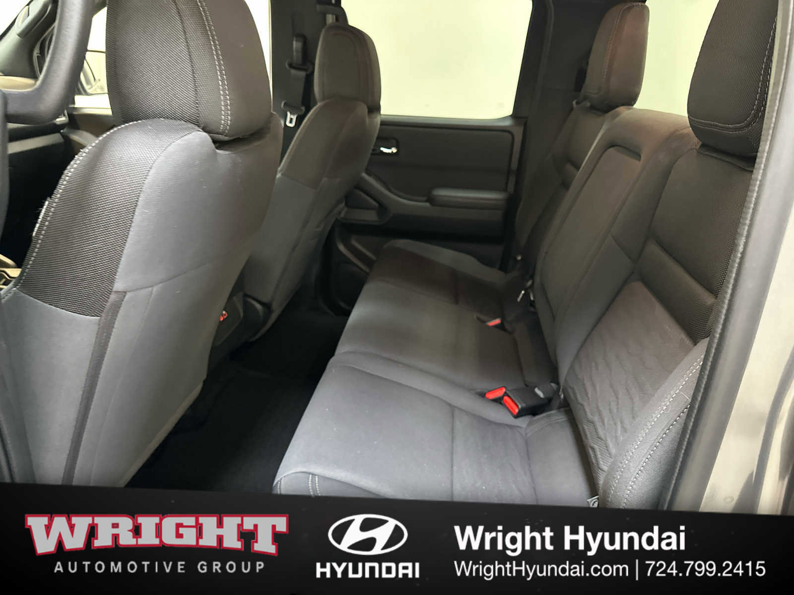 Used 2023 Nissan Frontier SV w/ Midnight Edition Package image 13