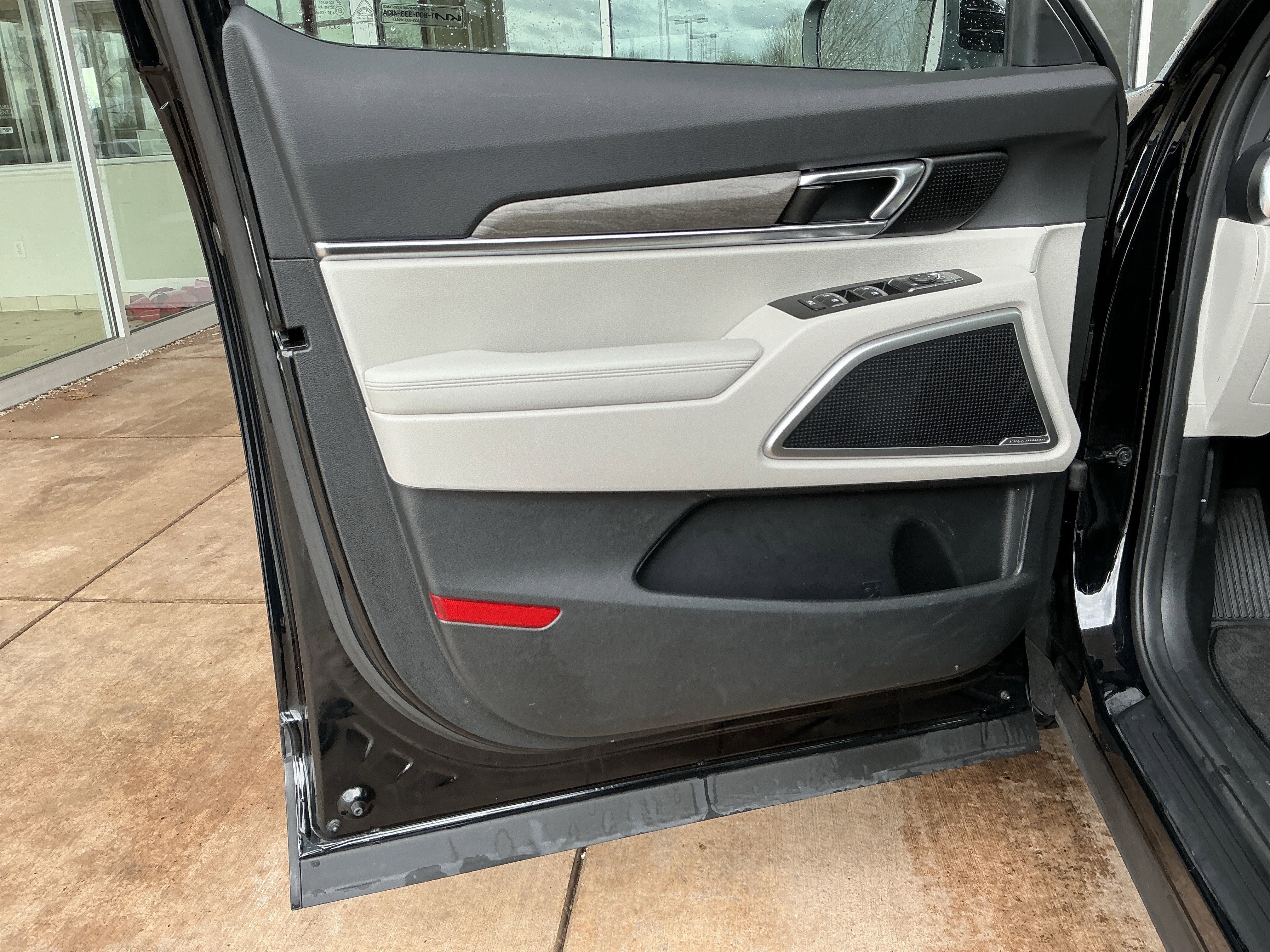 Used 2022 Kia Telluride EX w/ EX Premium Package image 14