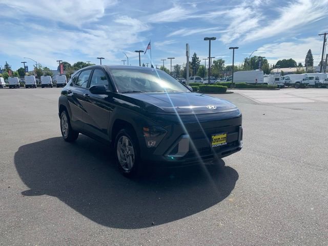 New 2026 Hyundai Kona SE image 8