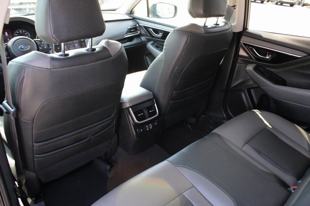 Used 2025 Subaru Outback Onyx Edition XT image 27
