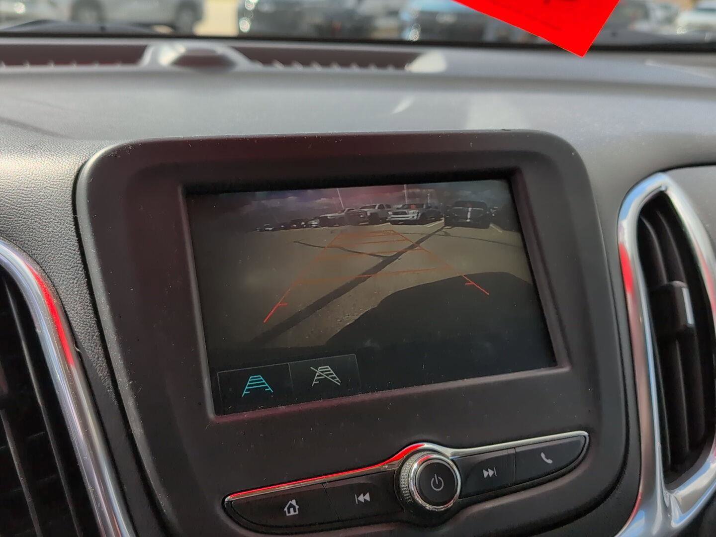 Used 2018 Chevrolet Equinox LT FWD image 29