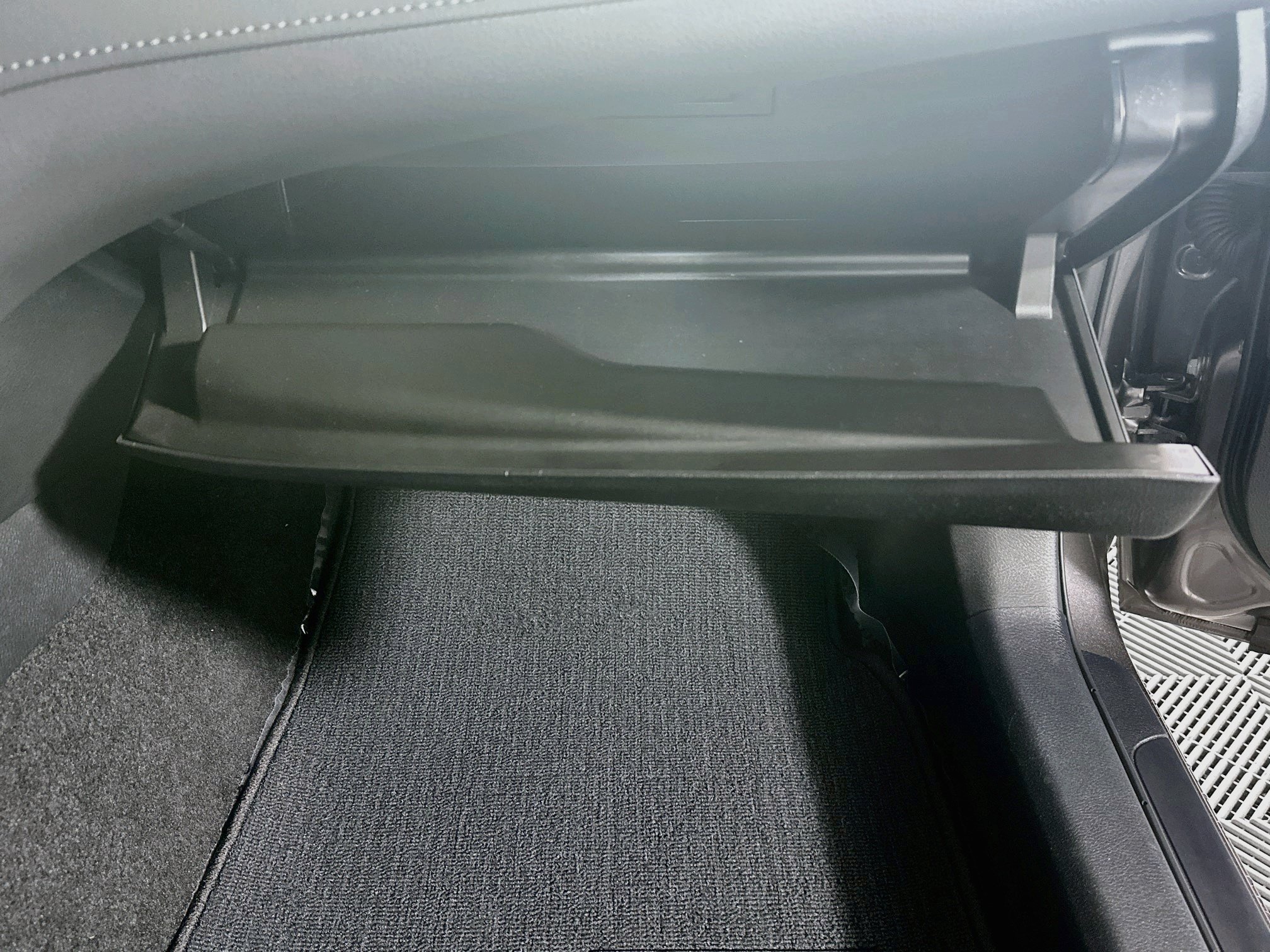 Certified 2024 Toyota Camry LE FWD image 31