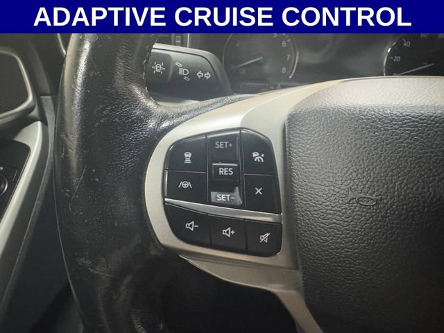 Used 2022 Ford Explorer XLT w/ Equipment Group 202A AWD/4WD image 16