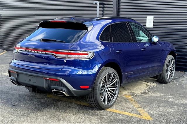 Certified 2026 Porsche Macan image 10