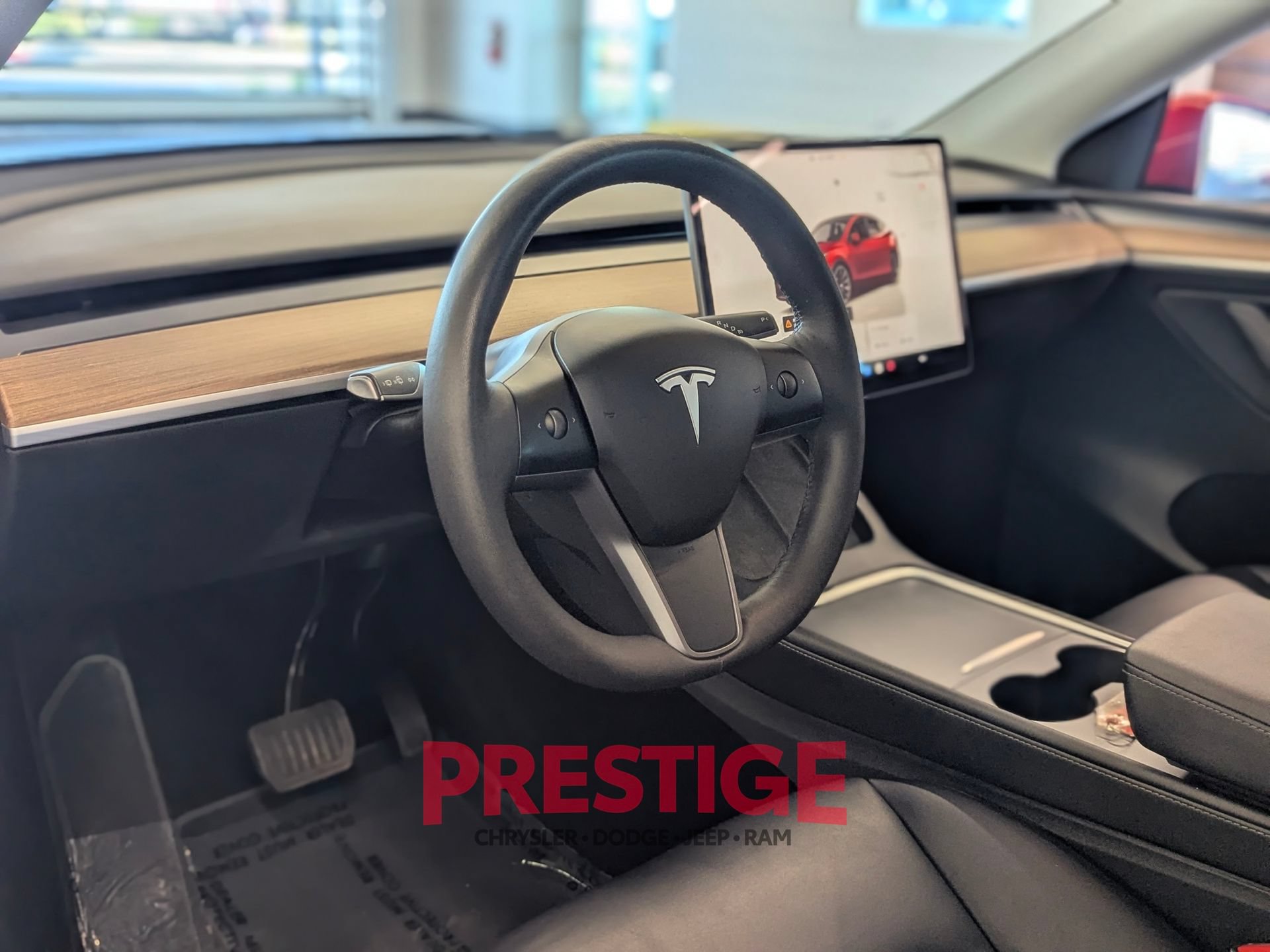 Used 2023 Tesla Model Y Long Range AWD/4WD image 15