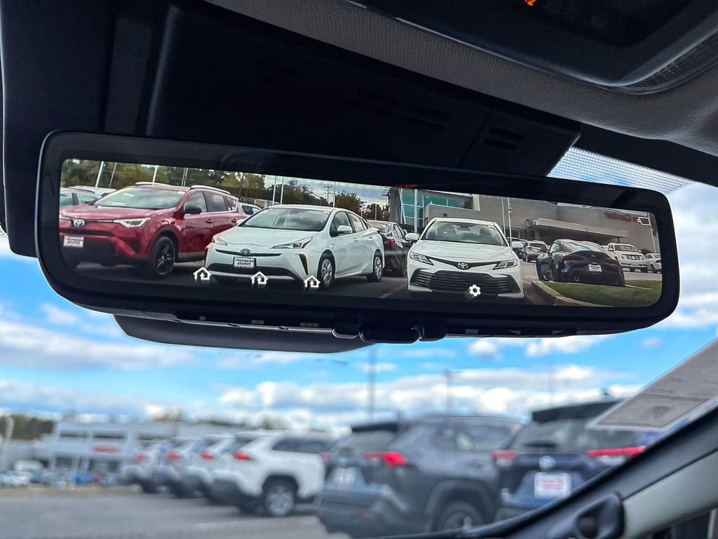 New 2026 Toyota Prius Plug-In Hybrid XSE Premium image 29