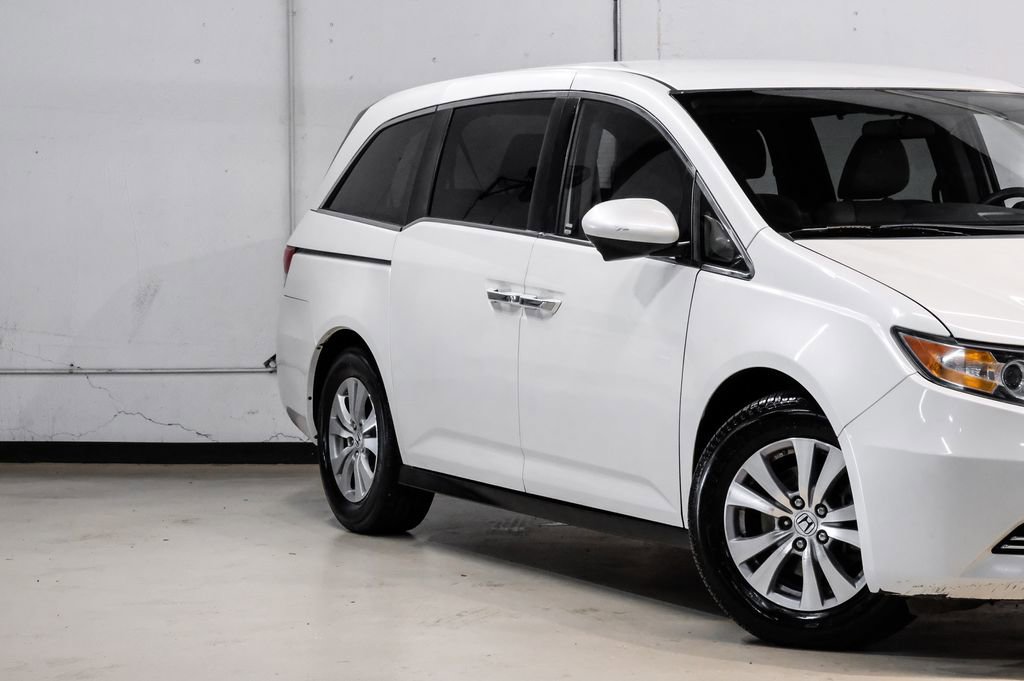 Used 2017 Honda Odyssey SE image 7