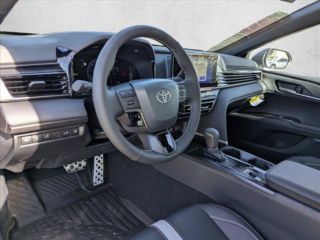 New 2026 Toyota Camry SE FWD image 3