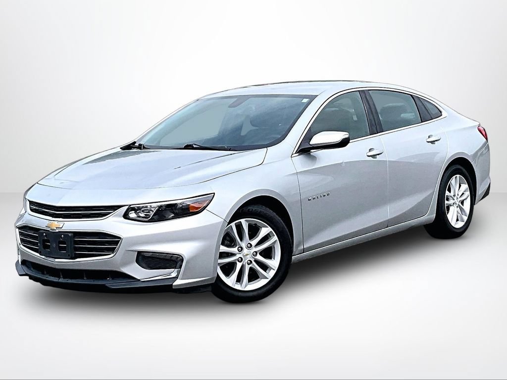 Used 2016 Chevrolet Malibu LT w/ Leather Package FWD image 2
