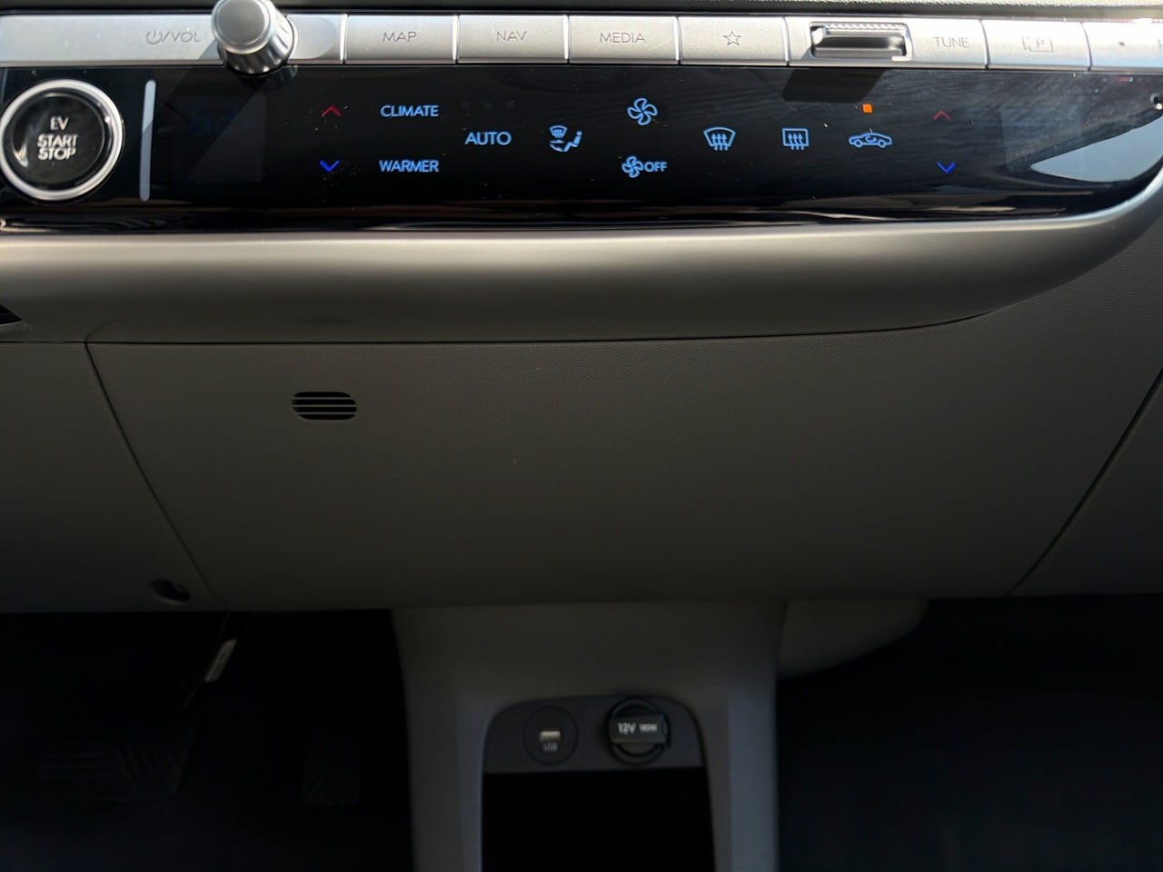 Certified 2024 Hyundai Ioniq 5 SEL RWD image 24