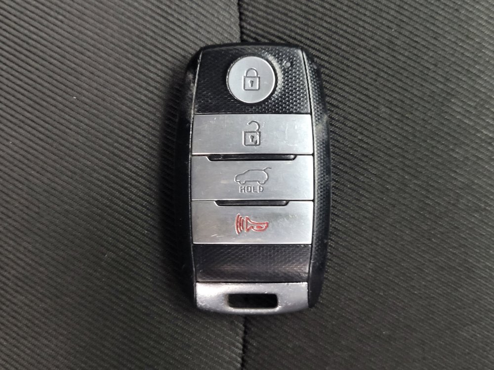 Used 2018 Kia Soul + w/ Audio Package FWD image 32
