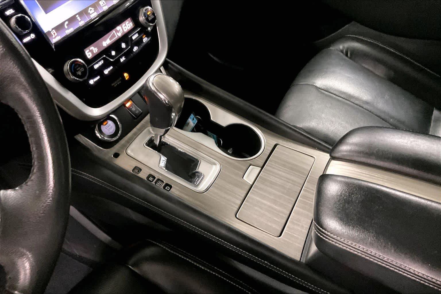 Used 2017 Nissan Murano SL AWD/4WD image 16
