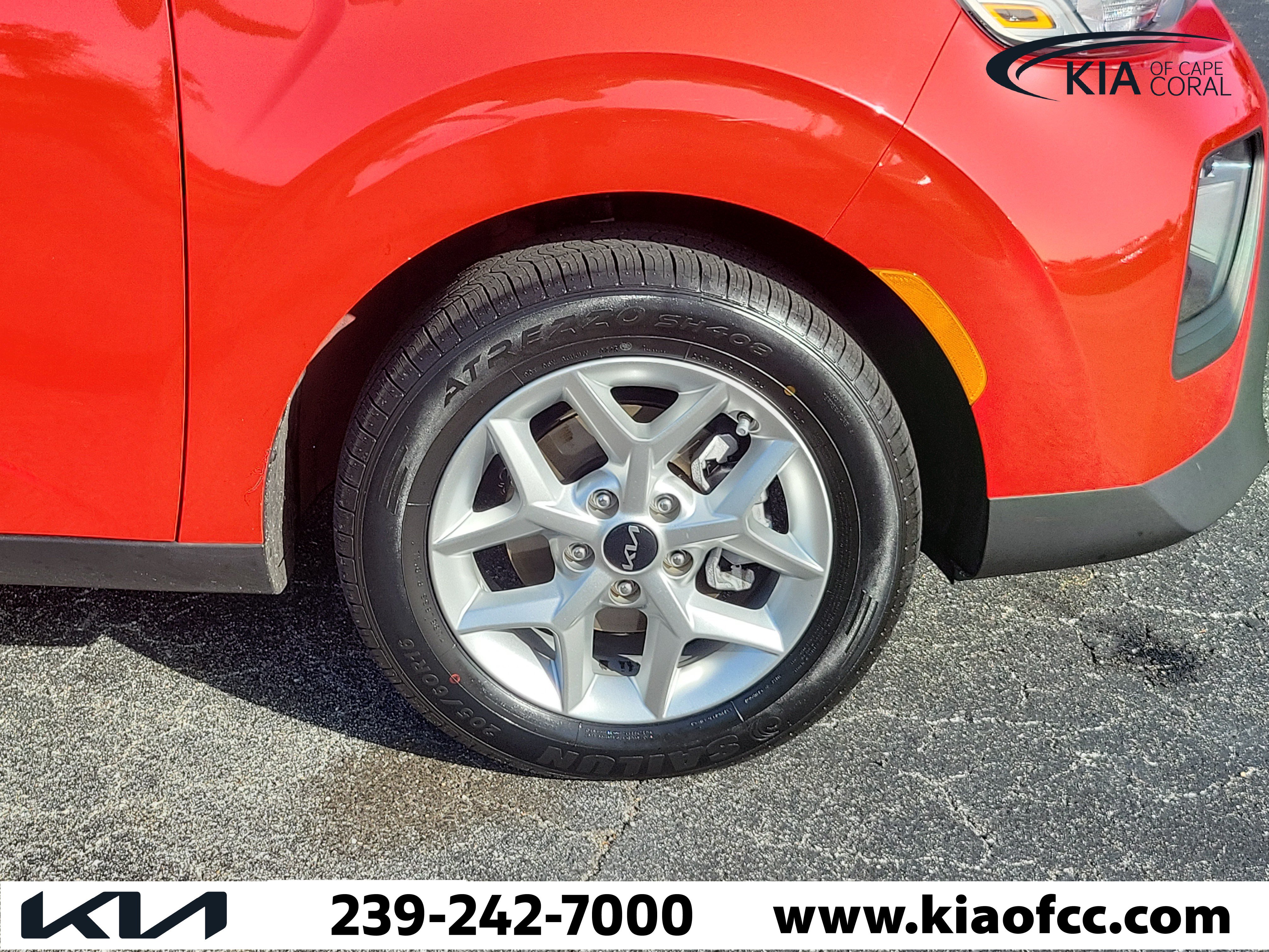 Certified 2022 Kia Soul S FWD image 7
