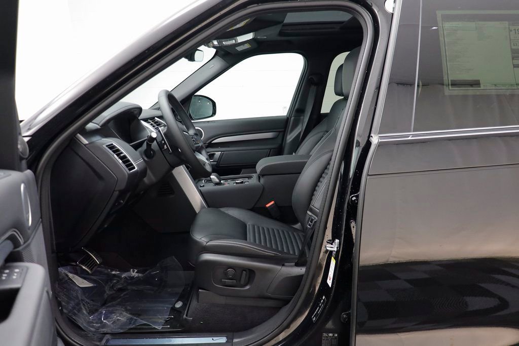 New 2026 Land Rover Discovery Limited Edition AWD/4WD image 6