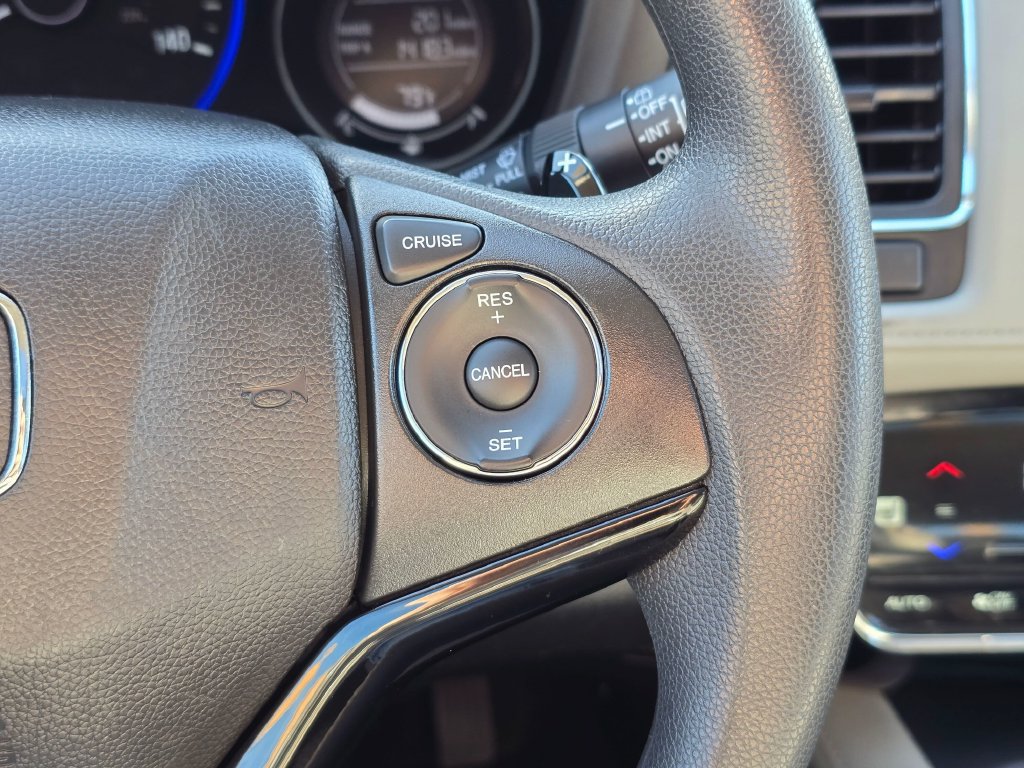 Used 2018 Honda HR-V EX image 30