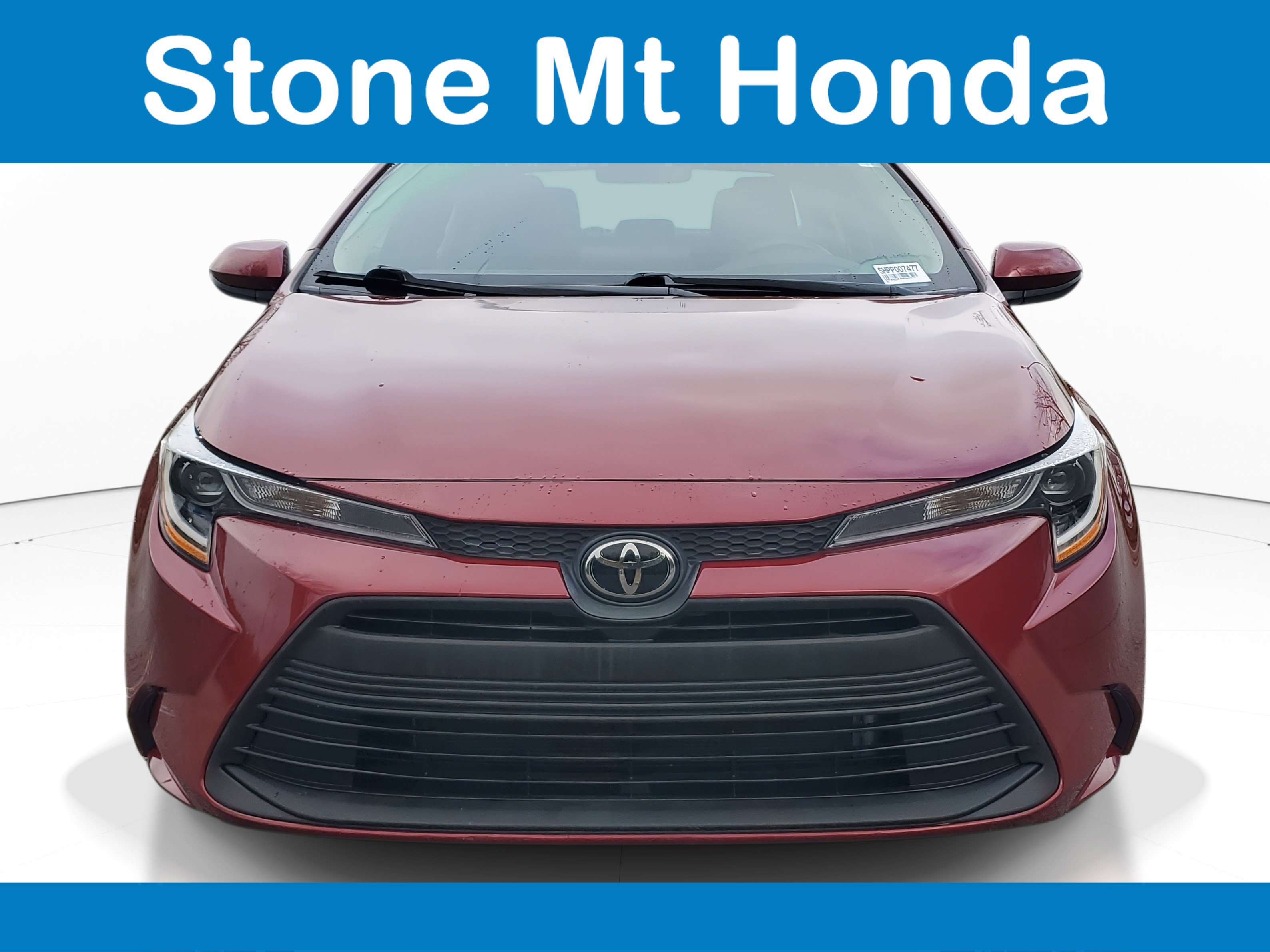 Used 2023 Toyota Corolla LE image 2