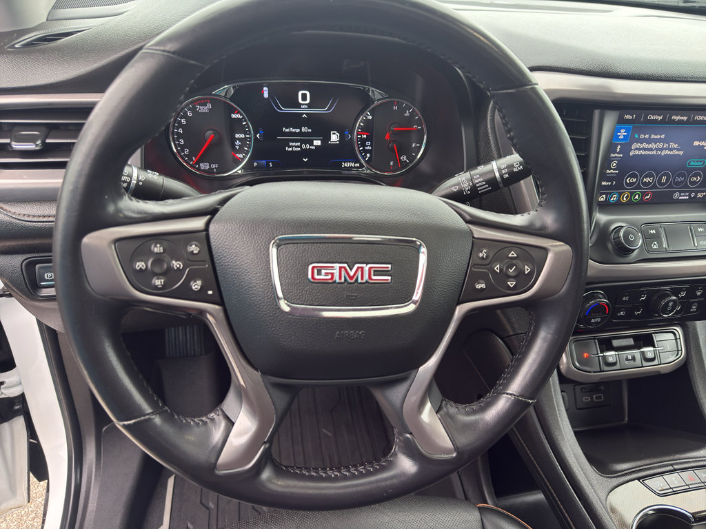 Used 2022 GMC Acadia AT4 w/ Technology Package AWD/4WD image 16