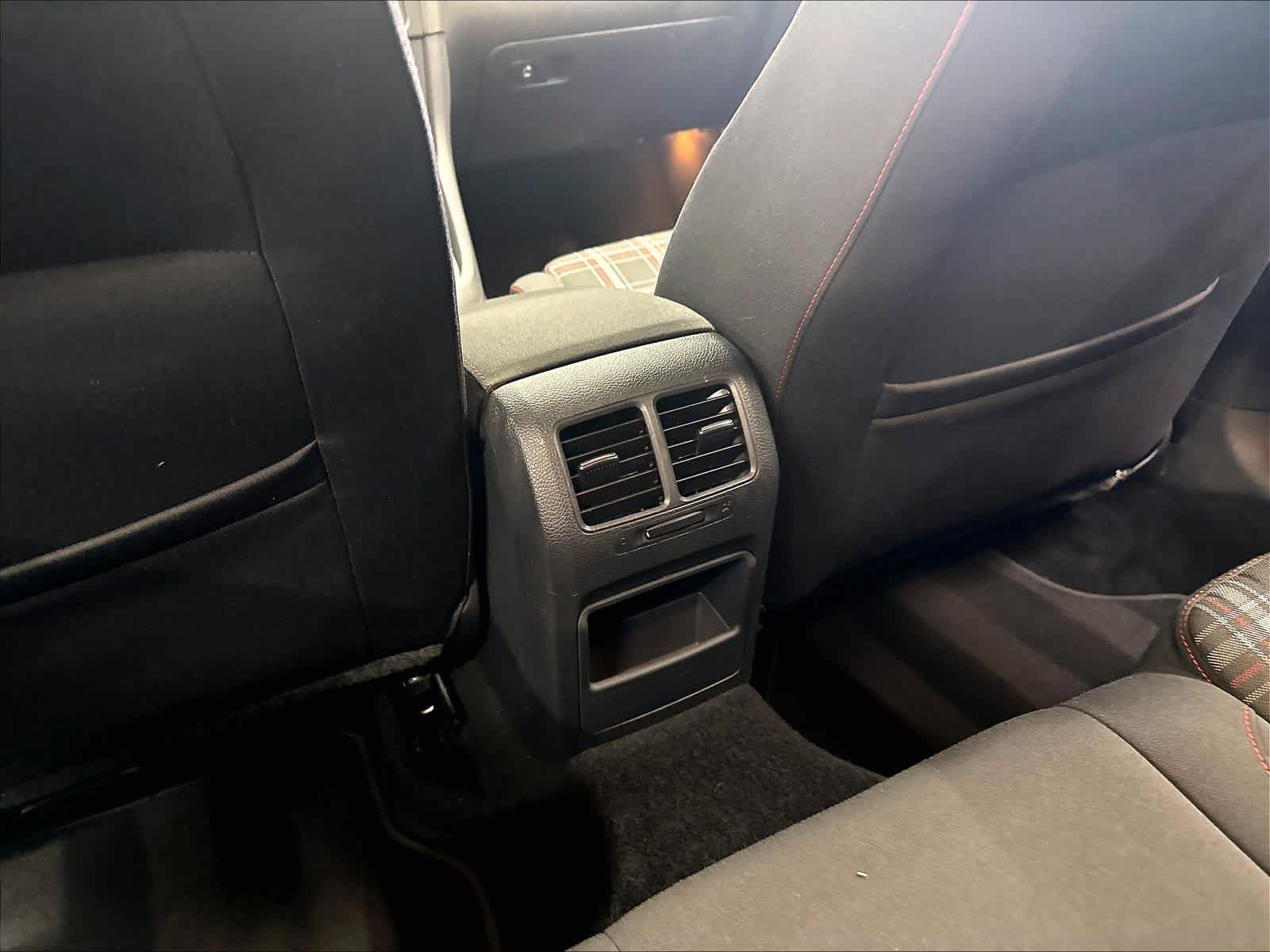 Used 2012 Volkswagen GTI 4-Door FWD image 13