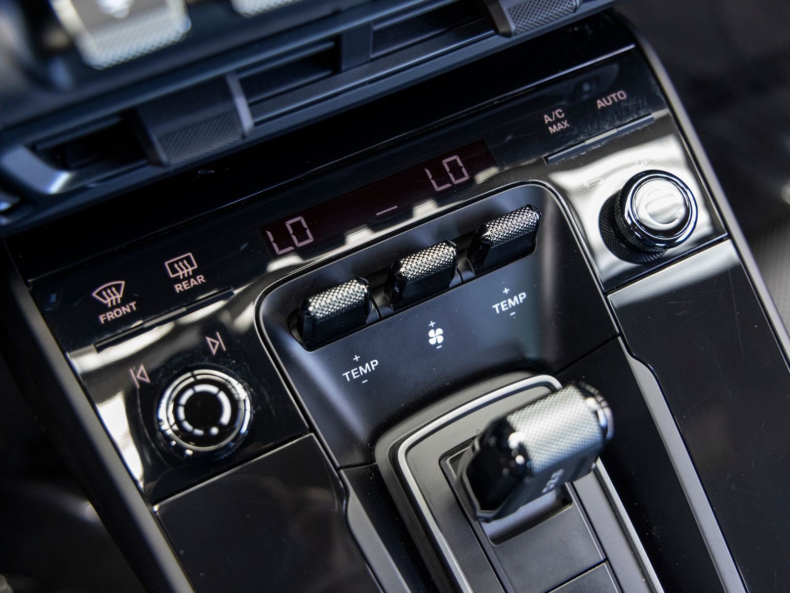 Used 2024 Porsche 911 Carrera GTS image 36