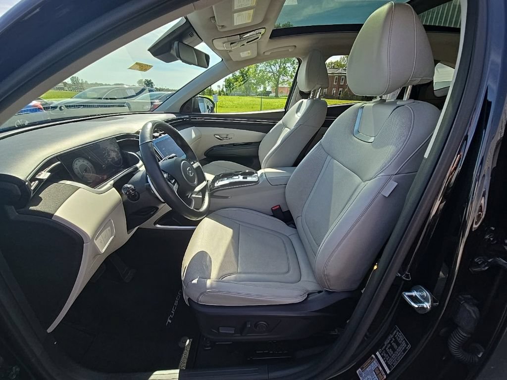 Used 2023 Hyundai Tucson Limited AWD/4WD image 14