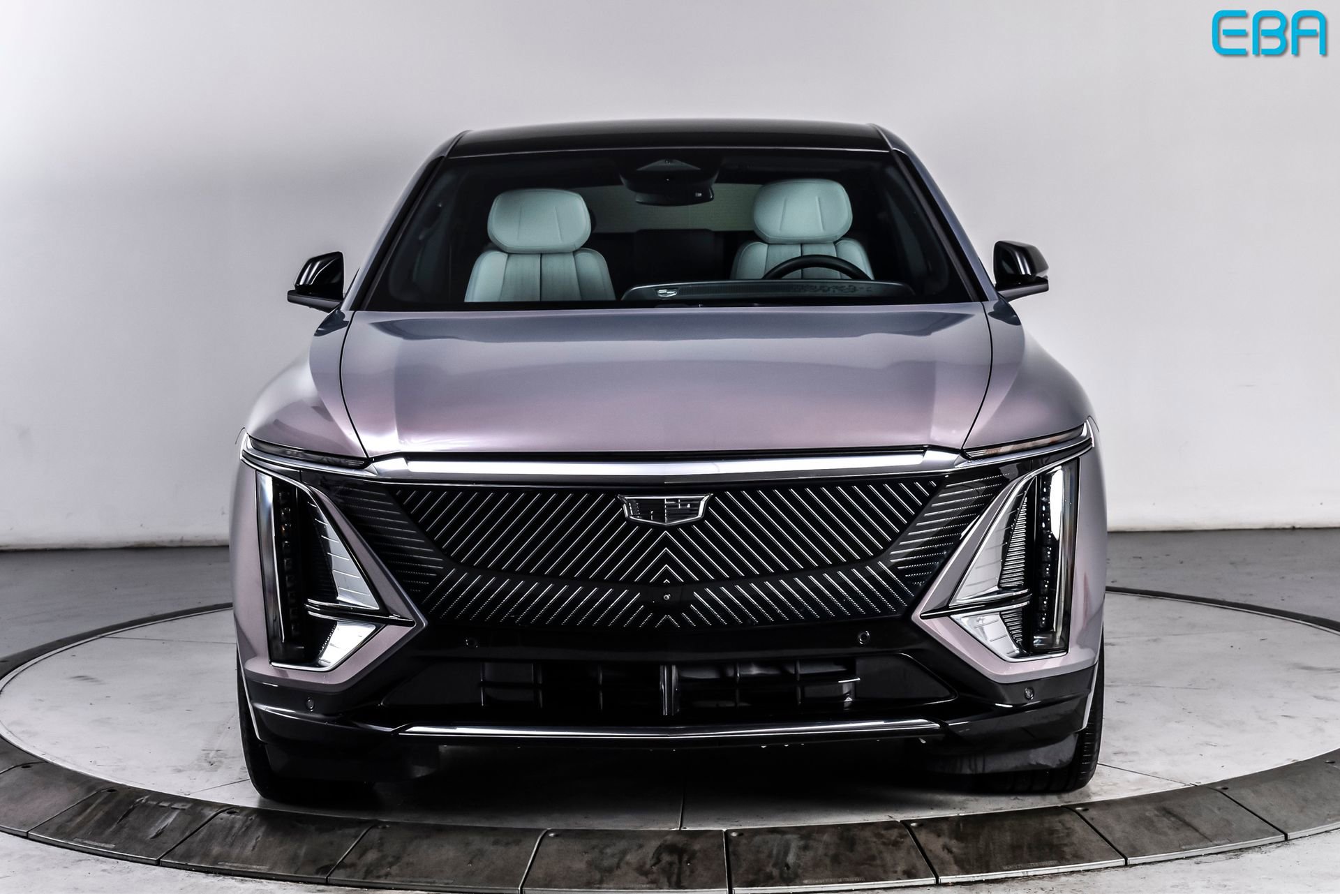 Used 2024 Cadillac Lyriq Luxury image 8