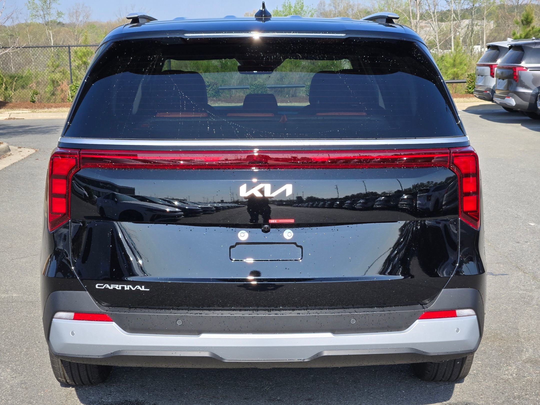 New 2026 Kia Carnival EX FWD image 6