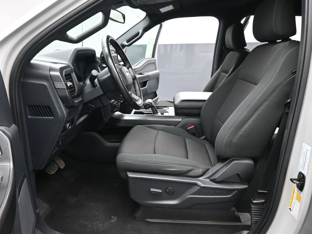 Used 2024 Ford F150 XLT w/ XLT Black Appearance Package image 10