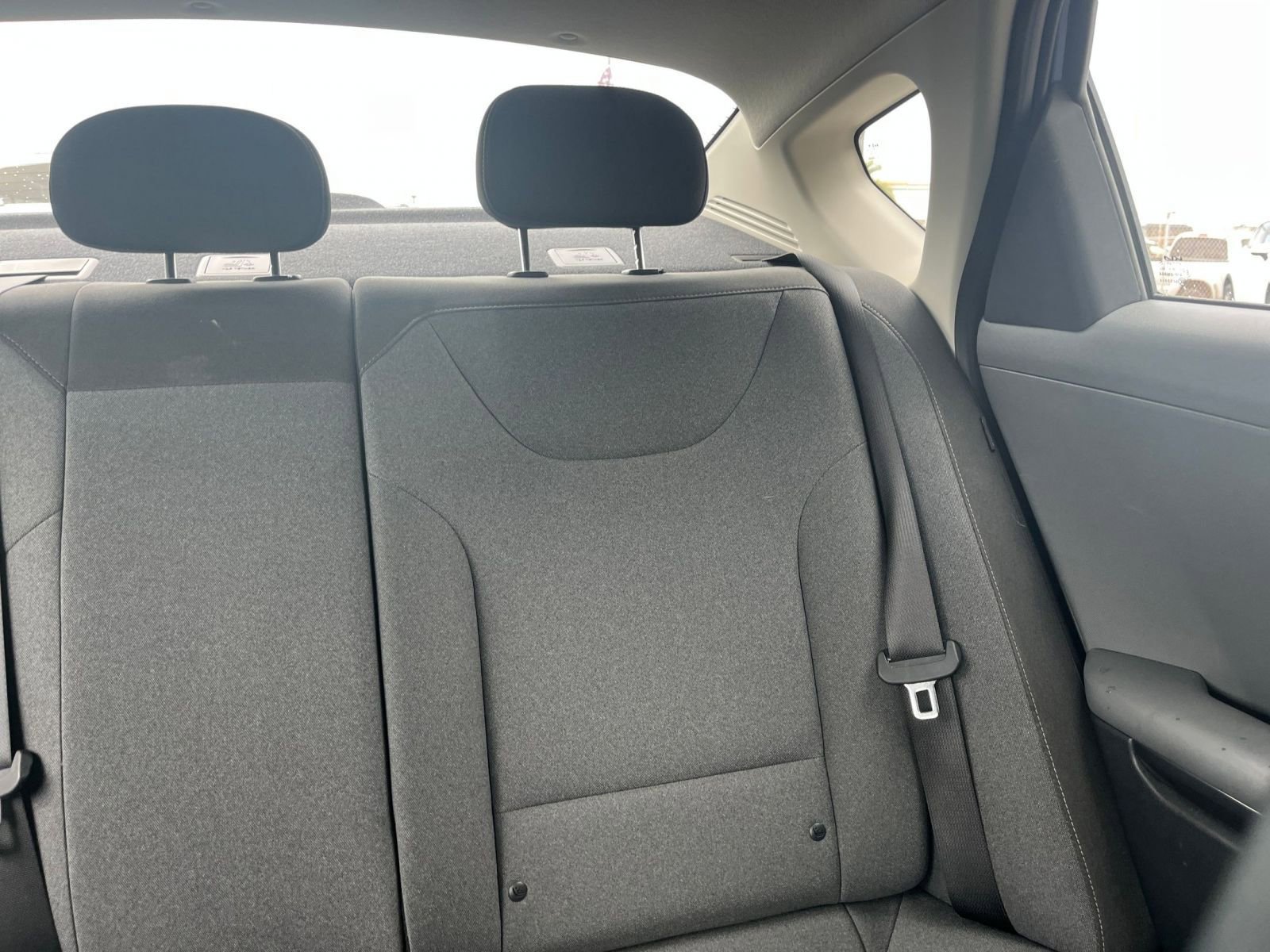 Used 2025 Kia K4 LXS image 36