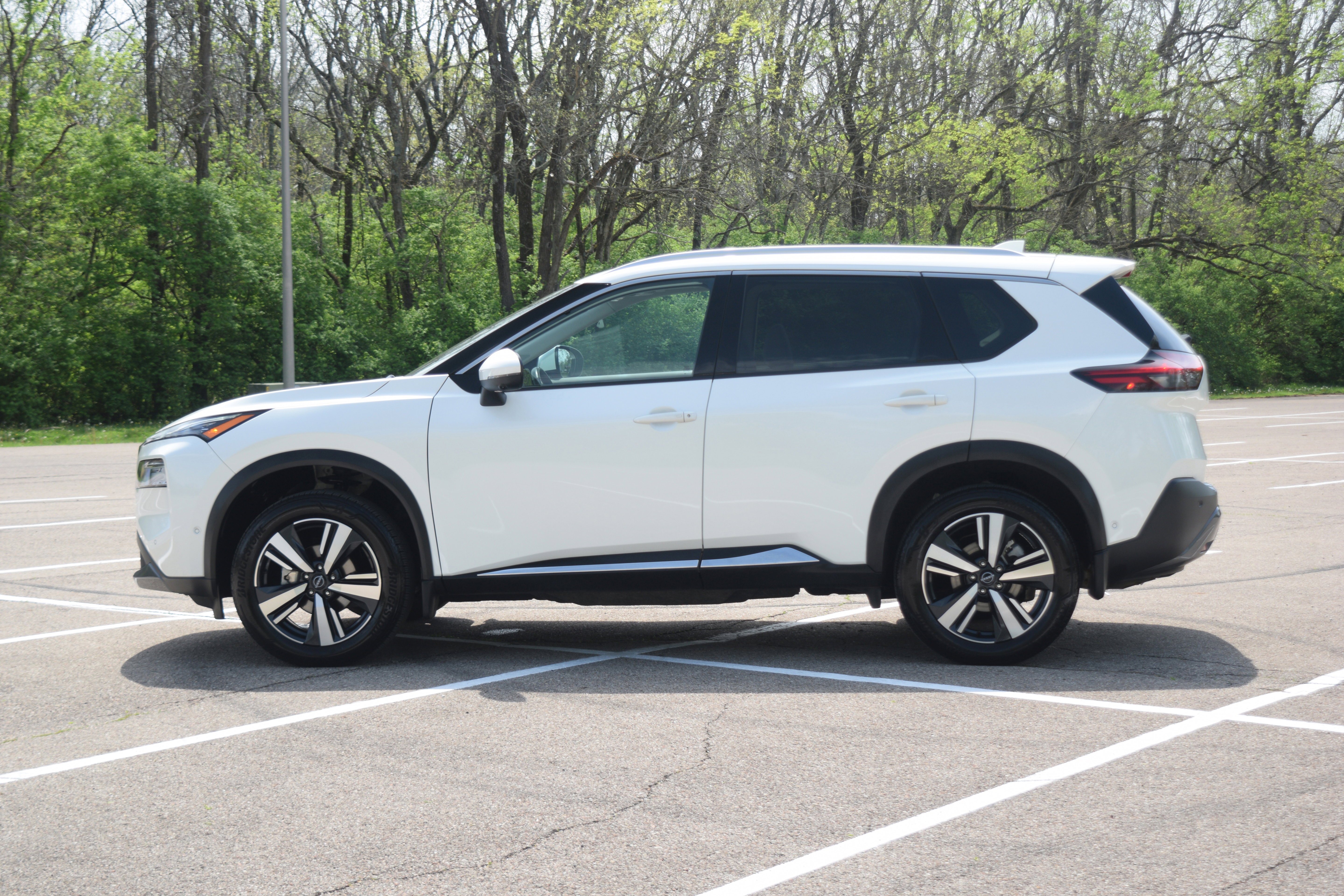 Used 2023 Nissan Rogue SL w/ SL Premium Package AWD/4WD image 23