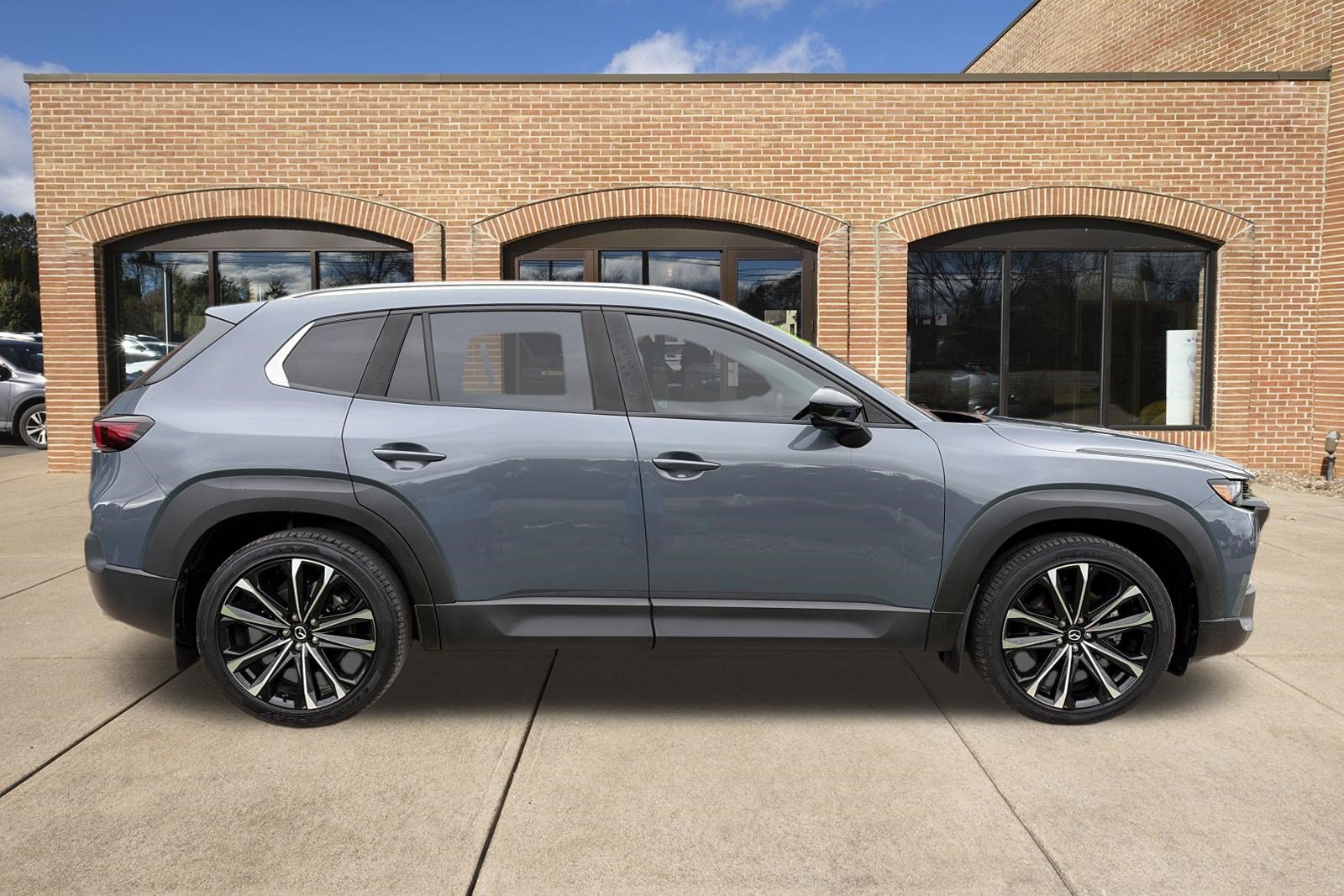 Used 2023 MAZDA CX-50 AWD 2.5 Turbo w/ Cargo Package image 2