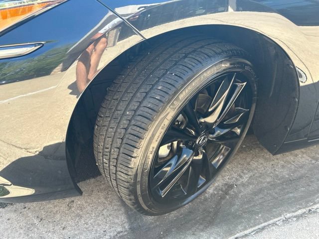Used 2022 Lexus ES 300h F Sport w/ Accessory Package 2 FWD image 36