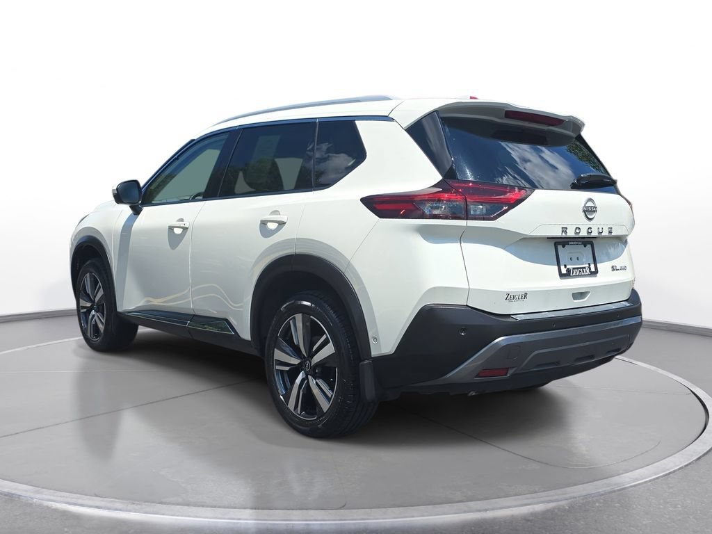 Used 2023 Nissan Rogue SL w/ SL Premium Package AWD/4WD image 7