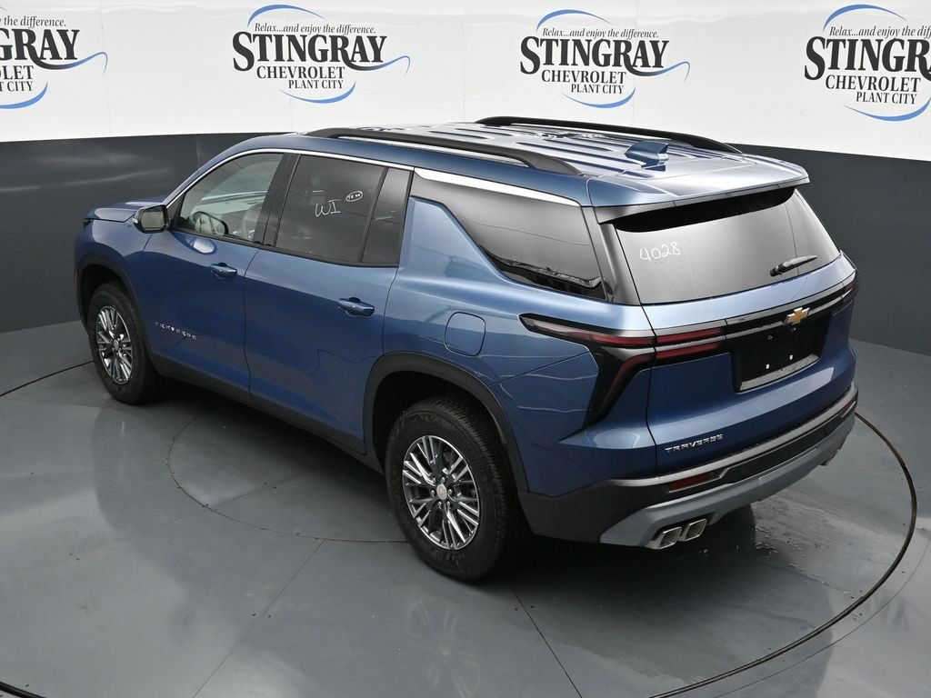 Used 2026 Chevrolet Traverse LT FWD image 25