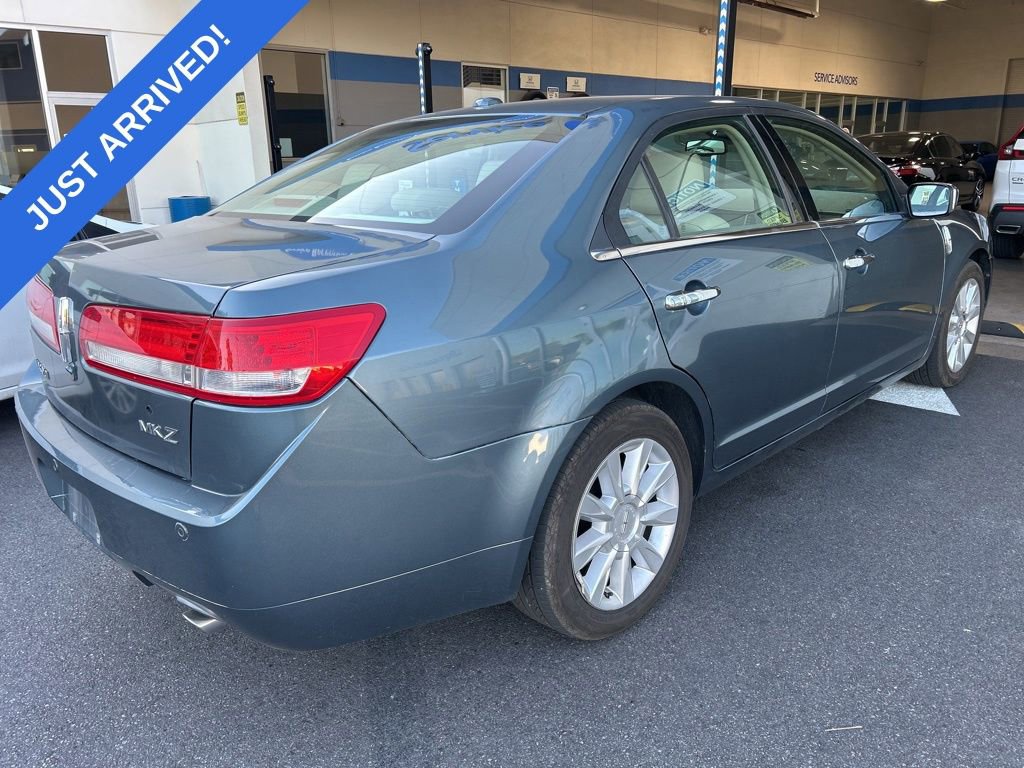 Used 2011 Lincoln MKZ w/ 102A Rapid Spec Order Code FWD image 3