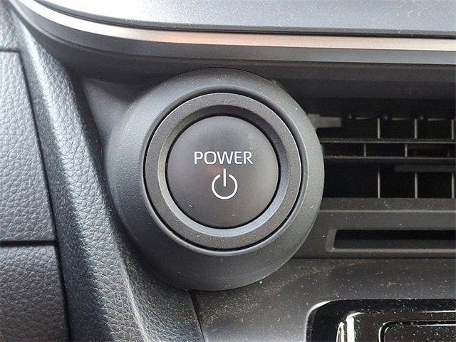 Used 2025 Toyota Prius LE image 22