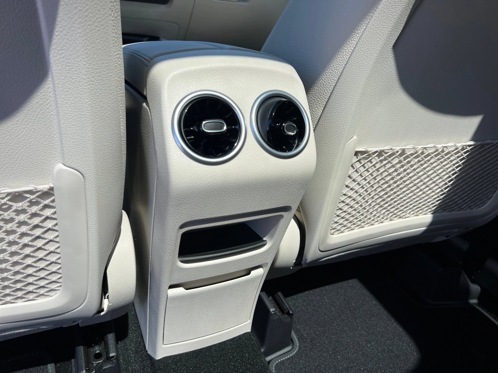 Used 2026 Mercedes-Benz GLB 250 4MATIC image 21