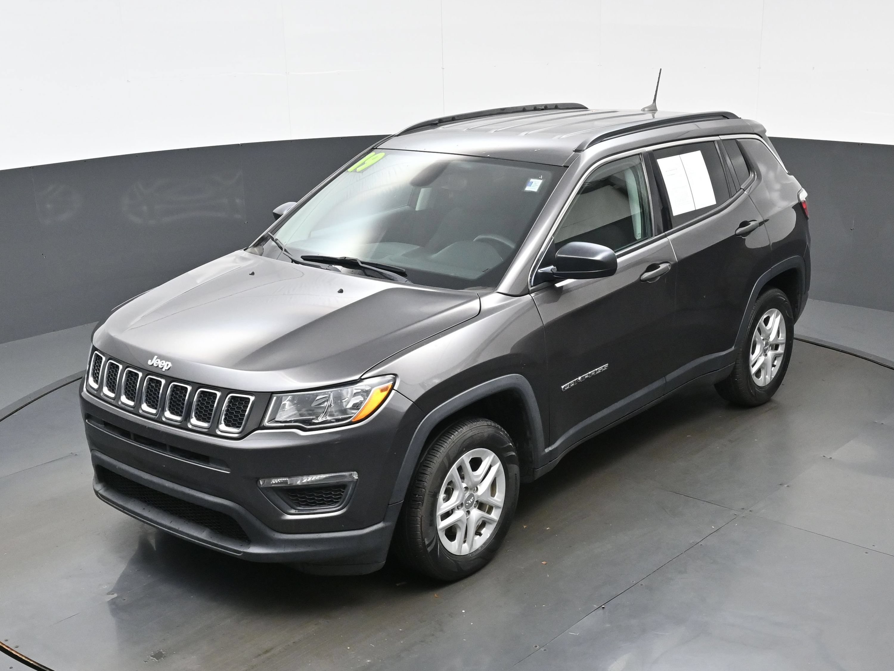 Used 2019 Jeep Compass Sport FWD image 31