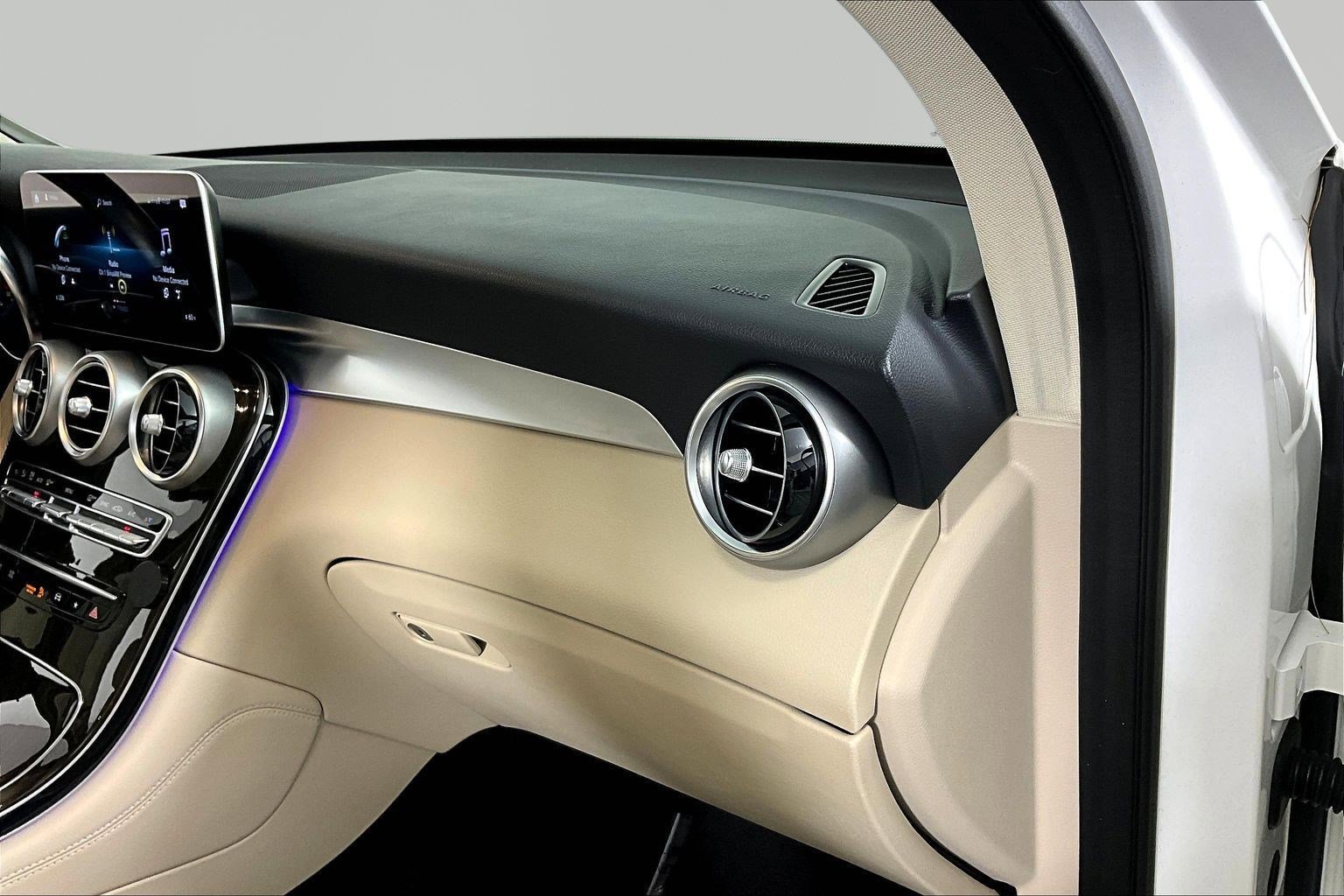 Used 2021 Mercedes-Benz GLC 300 4MATIC image 26